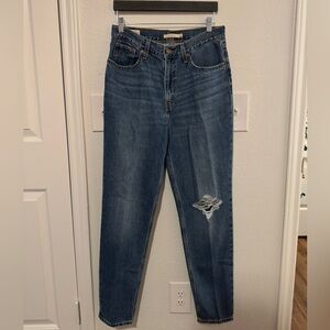 Levi's 80’s Mom Jean